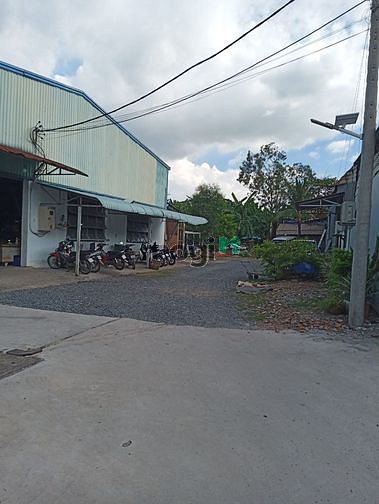 Hình ảnh Cho thuê nhà xưởng 320 m2 đường phạm hùng