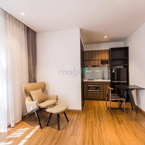 Hình ảnh 1 phòng ngủ cửa sổ lớn - chỉ tính tiền điện