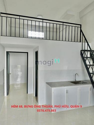 Hình ảnh CHDV 45m2 _Ban Công, Miễn phí dịch vụ_ Sân Vườn CAFE_ Khu CNC Q9