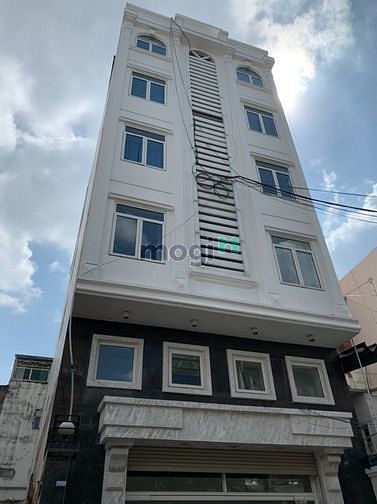 Hình ảnh Toà nhà văn phòng mặt tiền đối diện Etow Cộng Hoà