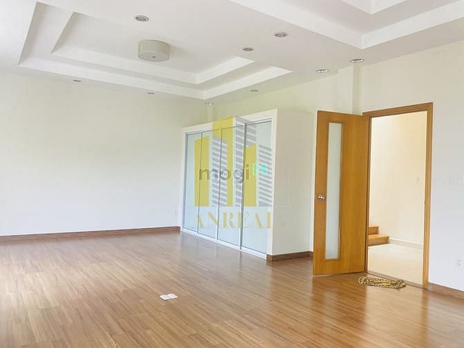 Hình ảnh Nhà Phố Ngang 5m , Mặt Tiền Vũ Tông Phan