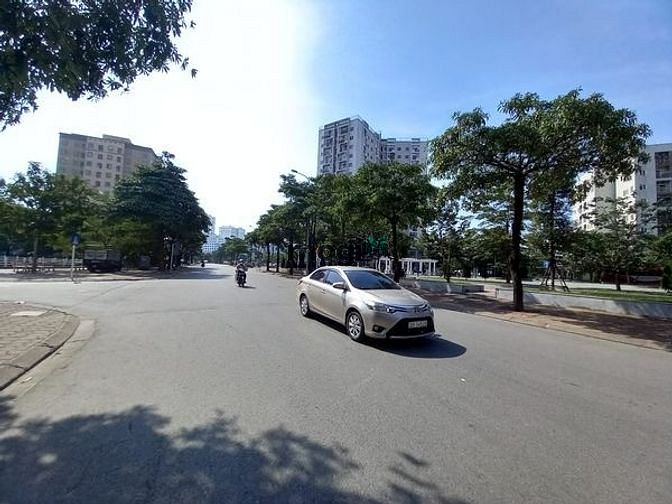 Hình ảnh Cần bán đất kinh doanh mặt phố Phạm Khắc Quảng, Giang Biên, Long Biên