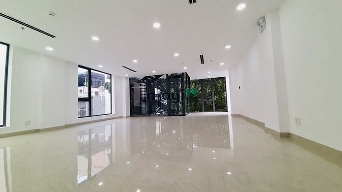 Hình ảnh cho thuê nhà đường Hậu Giang, tân bình, 5,2x22m, 3 lầu