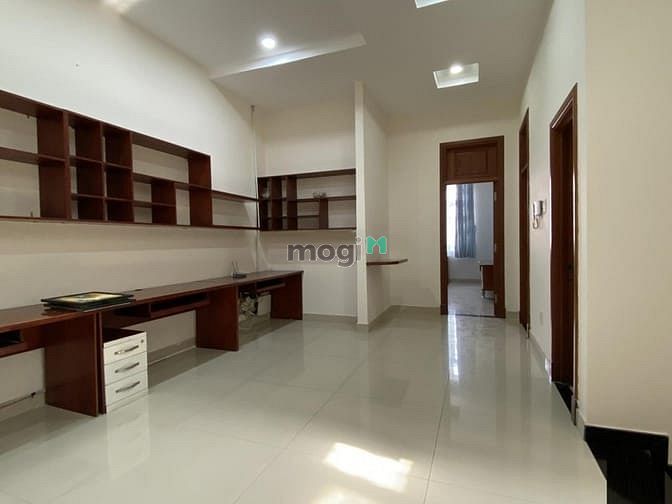 Hình ảnh Cho Thuê Nhà Mặt Tiền - Hầm 2 Lầu - Giá 35 Triệu/Tháng