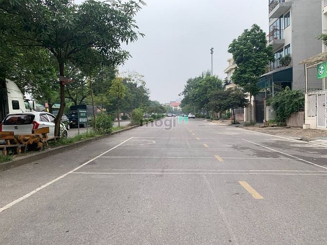 Hình ảnh Bán căn biệt thự lô góc, 99,6m đất đấu giá Tầm Dâu Việt Hưng giá siêu