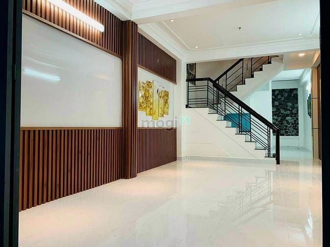 Hình ảnh Nhà mới 100% Dương Quảng Hàm P5 hẻm 7m thông