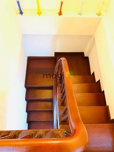 Hình ảnh Nhà kề cận phố - Trung tâm Ba Đình