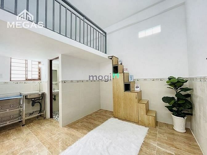 Hình ảnh Phòng mới xây, FUll nội thất có thang máy