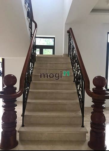 Hình ảnh mt hẻm 6m tô hiến thành p13, quận 10