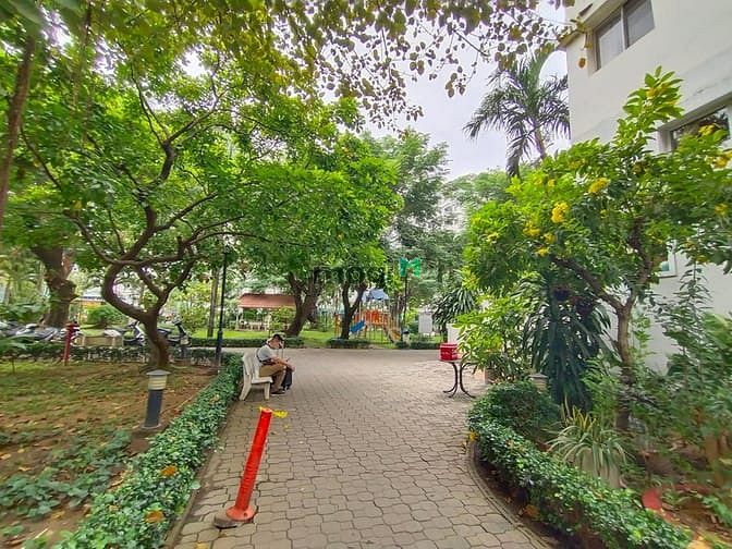 Hình ảnh PENTHOUSE Phú Mỹ Hưng Quận 7 - DT KHỦNG 145M2