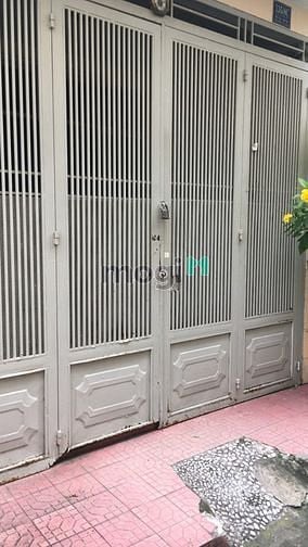 Hình ảnh Nguyên căn Hòa Hưng phương 14 quận 10 cho thuê