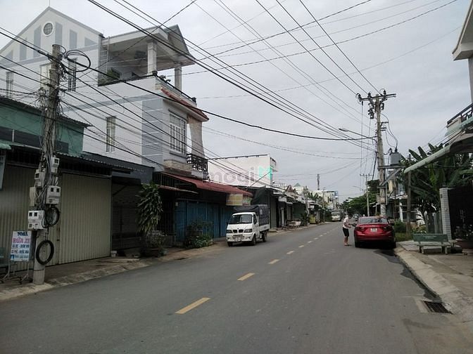 Hình ảnh LÔ ĐẤT HIẾM đường Phùng Há, ngay KCN Trung An. DT 100m2. Giá 2,7 Tỷ.