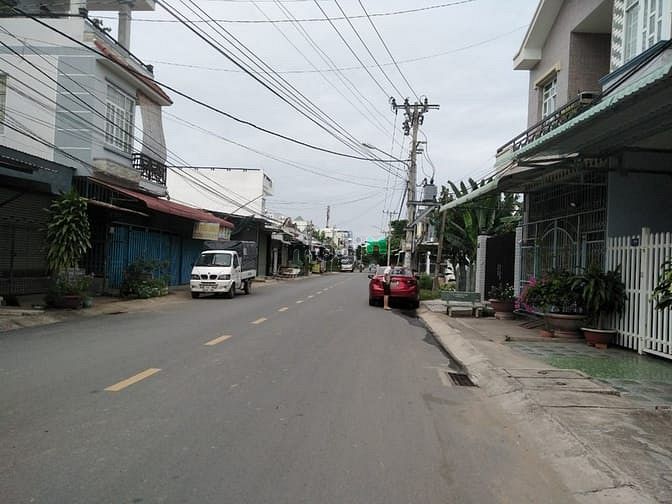 Hình ảnh LÔ ĐẤT HIẾM đường Phùng Há, ngay KCN Trung An. DT 100m2. Giá 2,7 Tỷ.
