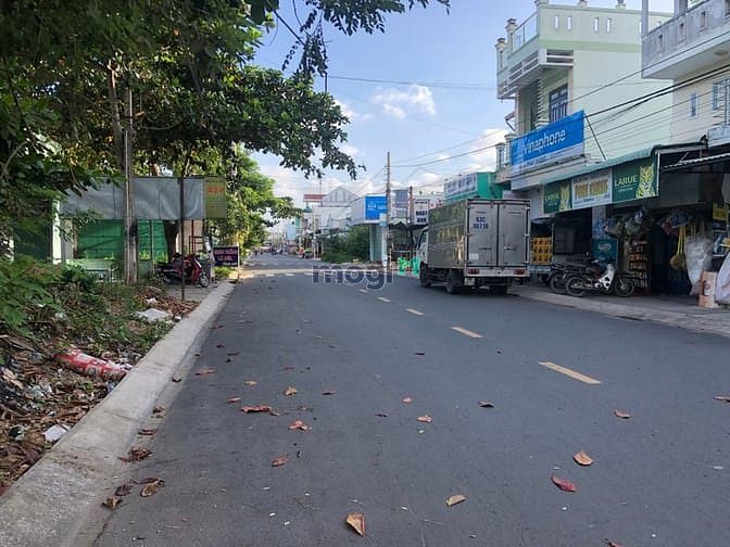 Hình ảnh LÔ ĐẤT HIẾM đường Phùng Há, ngay KCN Trung An. DT 100m2. Giá 2,7 Tỷ.