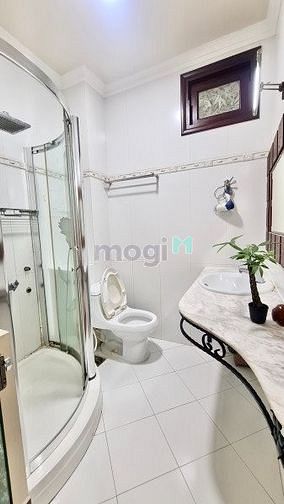 Hình ảnh CHDV có ban công,phòng bếp nấu ăn tách biệt