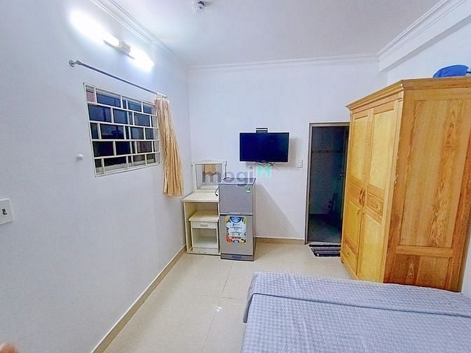 Hình ảnh CHDV có ban công,phòng bếp nấu ăn tách biệt