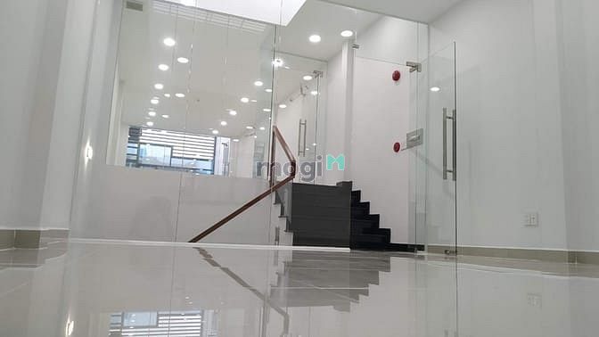 Hình ảnh Cho thuê nhà mới 386/8A Trần Hưng Đạo, Quận 1
