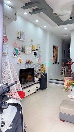 Hình ảnh Bán GIẢM GIÁ nhà đẹp vị trí đẹp