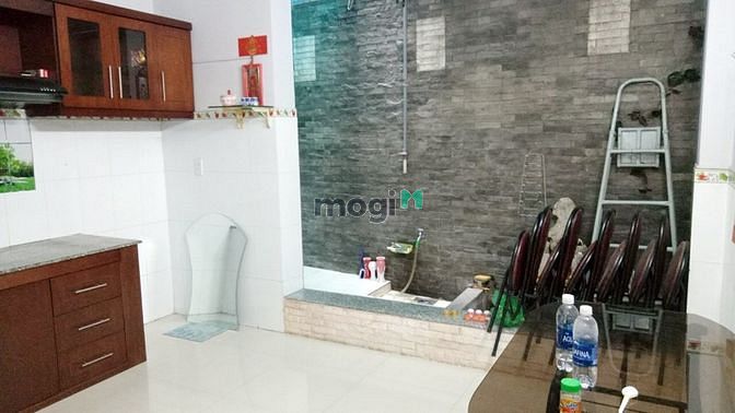 Hình ảnh Cho thuê nhà nguyên căn hẻm C9 đường Phạm Hùng P4 Q8