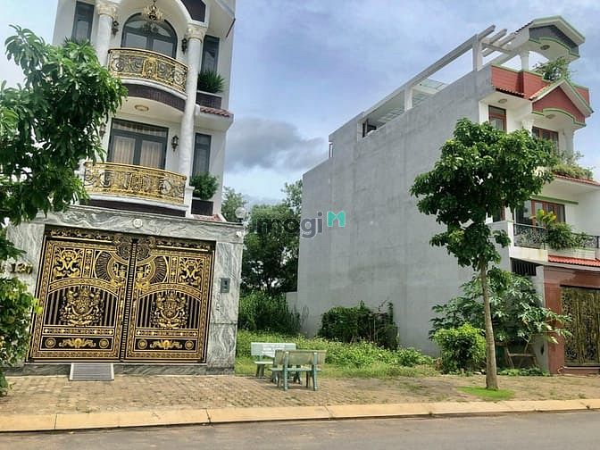 Hình ảnh Chính Chủ Cần Bán Nền Đất Thổ Cư Khu Tên Lửa Bình Tân Xây Nhà Phố SHR