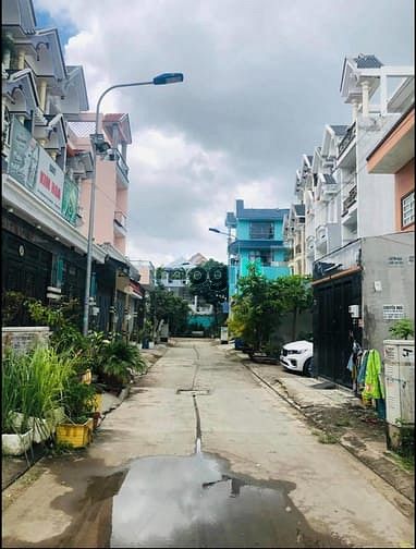 Hình ảnh Chính Chủ Cần Bán Nền Đất Thổ Cư Khu Tên Lửa Bình Tân Xây Nhà Phố SHR