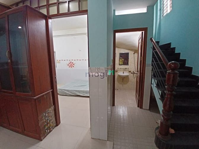 Hình ảnh Cho thuê phòng trọ ở Quận 1 - Nguyễn Văn Cừ