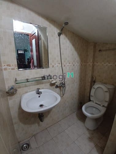 Hình ảnh Cho thuê phòng trọ ở Quận 1 - Nguyễn Văn Cừ