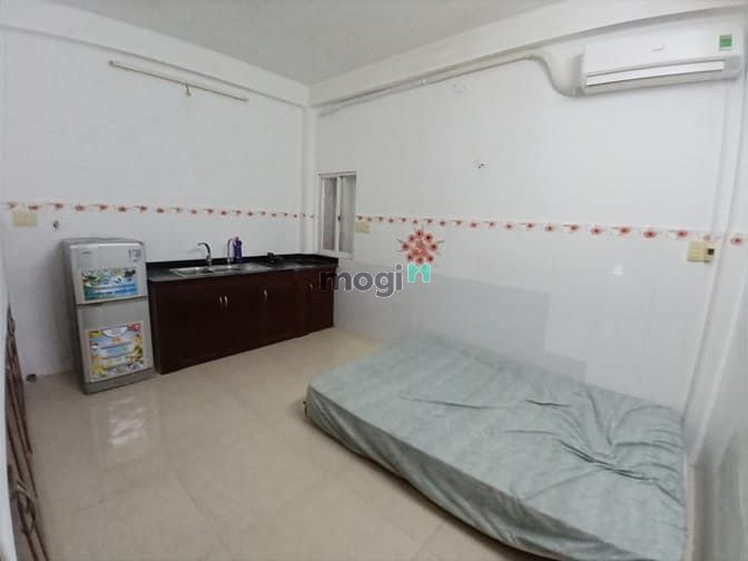 Hình ảnh Cho thuê phòng trọ ở Quận 1 - Nguyễn Văn Cừ