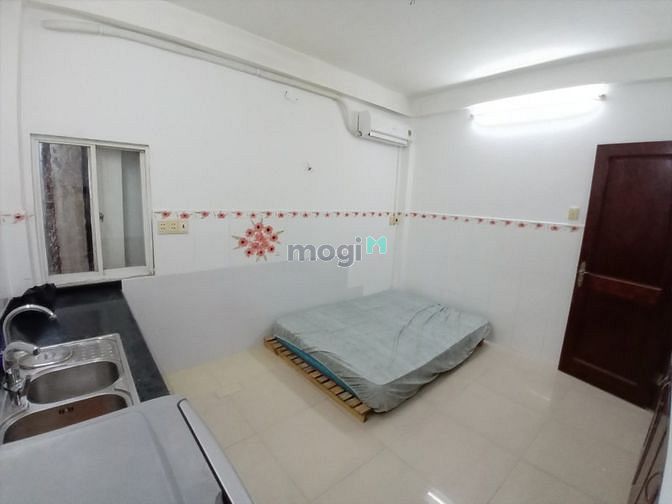 Hình ảnh Cho thuê phòng trọ ở Quận 1 - Nguyễn Văn Cừ