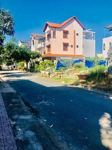 Hình ảnh Sang gấp lô đất 85m2 trong khu dân cư gần công ty Ponyuen, Sổ Riêng