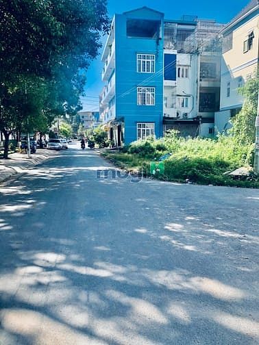 Hình ảnh Sang gấp lô đất 85m2 trong khu dân cư gần công ty Ponyuen, Sổ Riêng