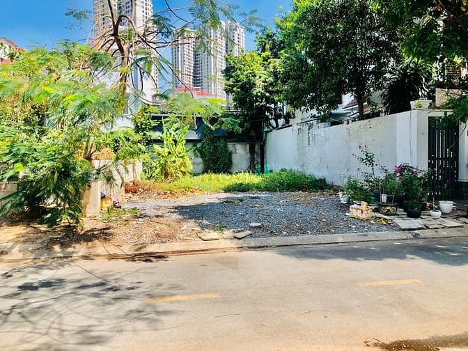 Hình ảnh Sang gấp lô đất 85m2 trong khu dân cư gần công ty Ponyuen, Sổ Riêng