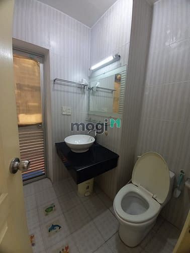 Hình ảnh Cho thuê nhanh căn góc Sky2 ,71m_2pn Phú Mỹ Hưng giá 10tr . Siêu rẻ