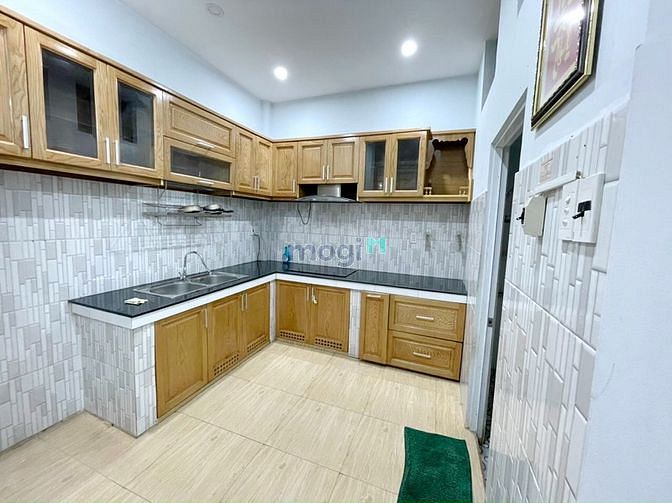 Hình ảnh Cho thuê nhà nguyên căn hẻm C9 đường Phạm Hùng