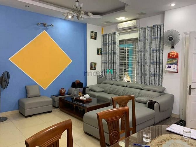 Hình ảnh Cán bộ về hưu bán nhà phân lô 158 Nguyễn Khánh Toàn, DT 50m2 11.5 tỷ