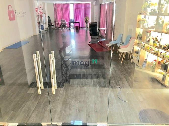 Hình ảnh Mặt phố Thái Hà tòa nhà 7 tầng Văn phòng - thang máy .