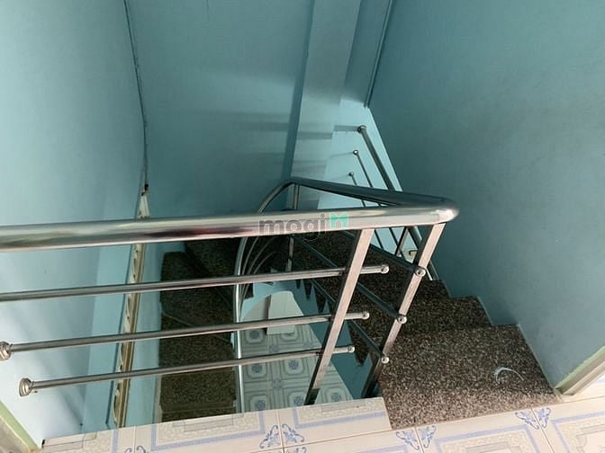 Hình ảnh Thuê Nhà Nguyên Căn Quận 8, có sân, không ngập