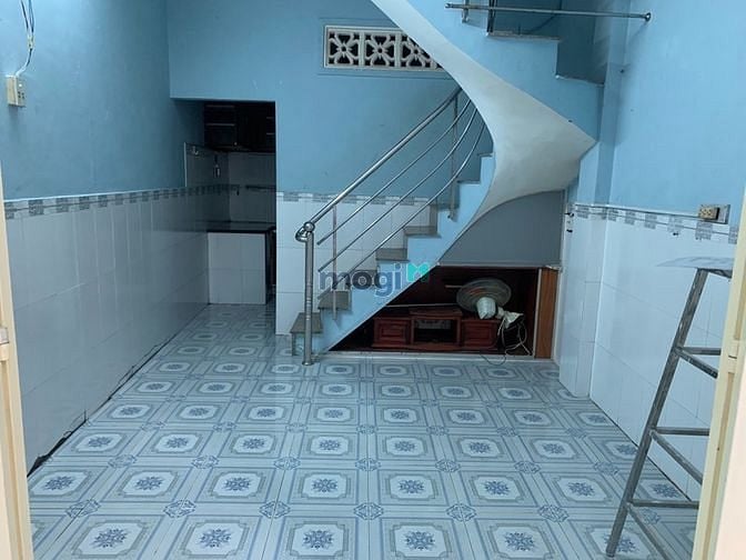 Hình ảnh Thuê Nhà Nguyên Căn Quận 8, có sân, không ngập