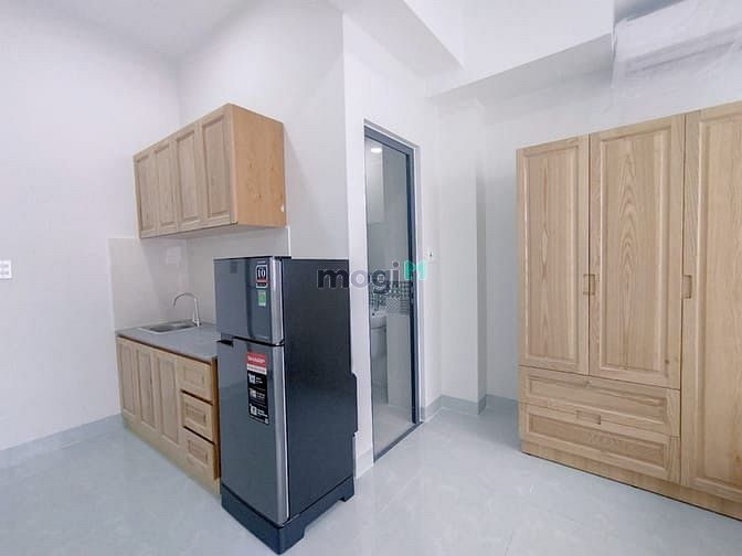 Hình ảnh Phòng mới xây Ban công, Cửa sổ lớn BÌnh Thạnh