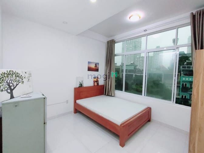 Hình ảnh CH Studio cửa sổ siêu lớn hoặc ban công Nguyễn Hữu Cảnh
