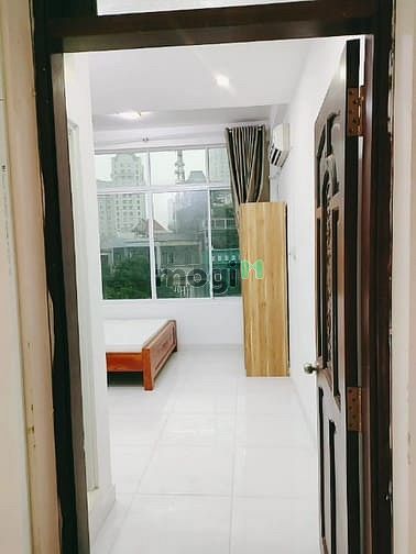 Hình ảnh CH Studio cửa sổ siêu lớn hoặc ban công Nguyễn Hữu Cảnh