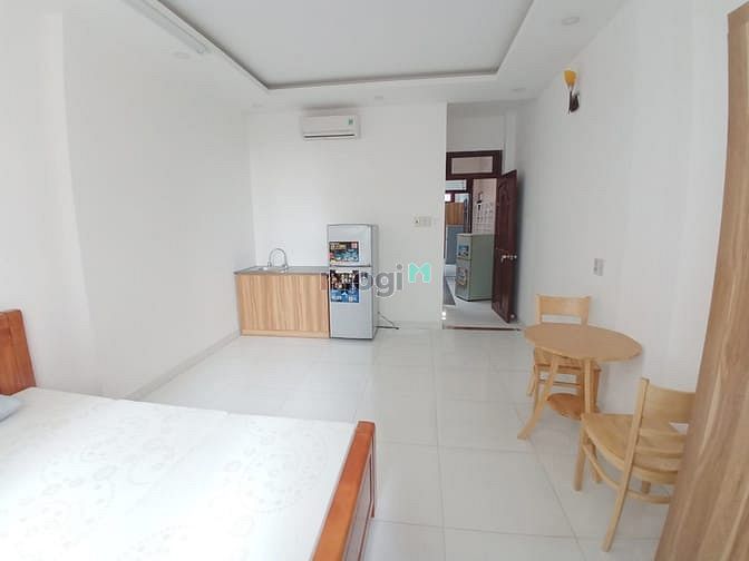 Hình ảnh CH Studio cửa sổ siêu lớn hoặc ban công Nguyễn Hữu Cảnh