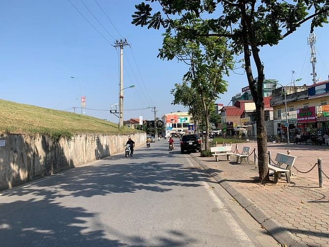 Hình ảnh Gia đình cần bán lô đất 190m2, MT 8,5m, ô tô vào đất, giá 9 tỷ