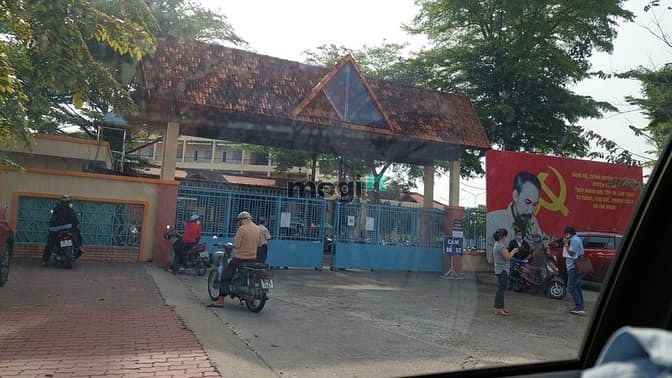 Hình ảnh Tôi cần bán lô đất 2mt Nguyễn Thị Hẹ