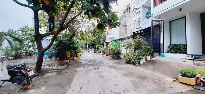 Hình ảnh Bán đất thổ cư đường Quốc Hương, Thảo Điền, Q2. 4mx17m. Sổ. Gía 13 tỷ