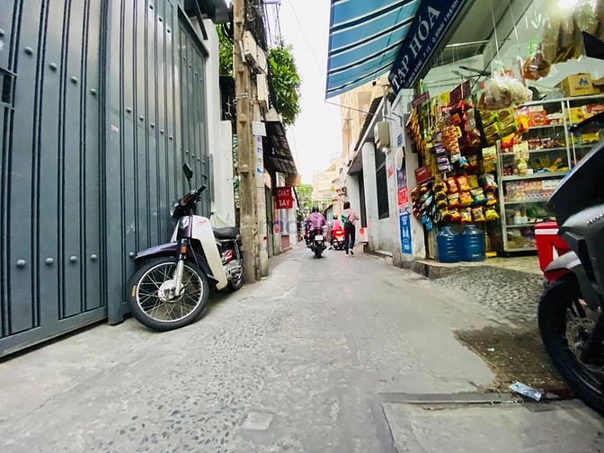 Hình ảnh Thiện chí, gấp bán, 67m2, Bạch Đằng, P.15, Bình Thạnh
