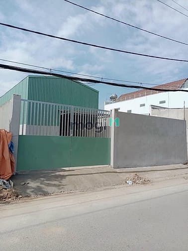 Hình ảnh Cho thuê kho xưởng 240m, mặt tiền TL41
