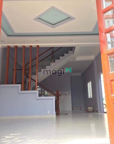 Hình ảnh Nhà nguyên căn 1 trệt 1 lầu 3PN,chỉ 12tr/tháng
