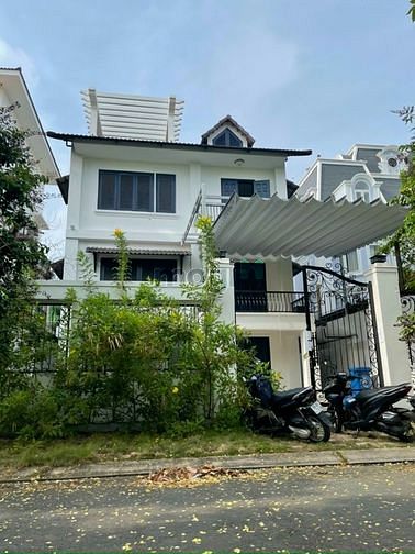 Hình ảnh Cho Thuê Biệt Thự Phổ Quang, P2, Q.Tân Bình, DT: 12x30m, 2 lầu.
