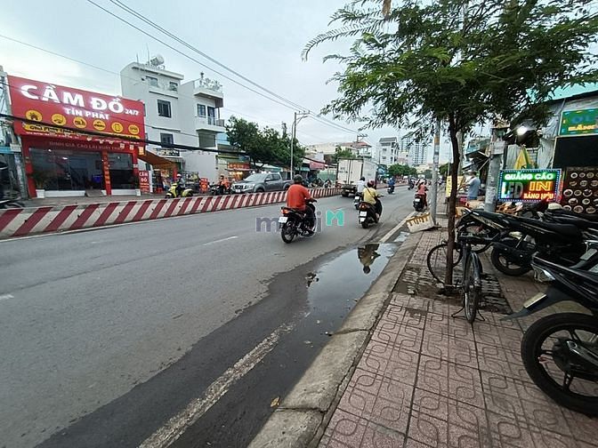 Hình ảnh Chính chủ cần bán Mặt tiền đường Huỳnh Tấn Phát, DT 4x23m, nở hậu